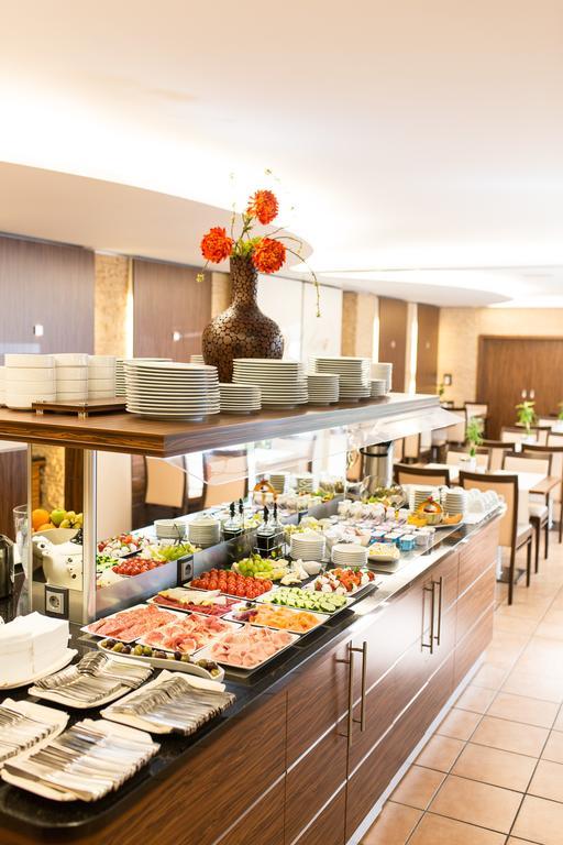 Bardolino Fine.Food.Hotel Nuremberg Exterior photo