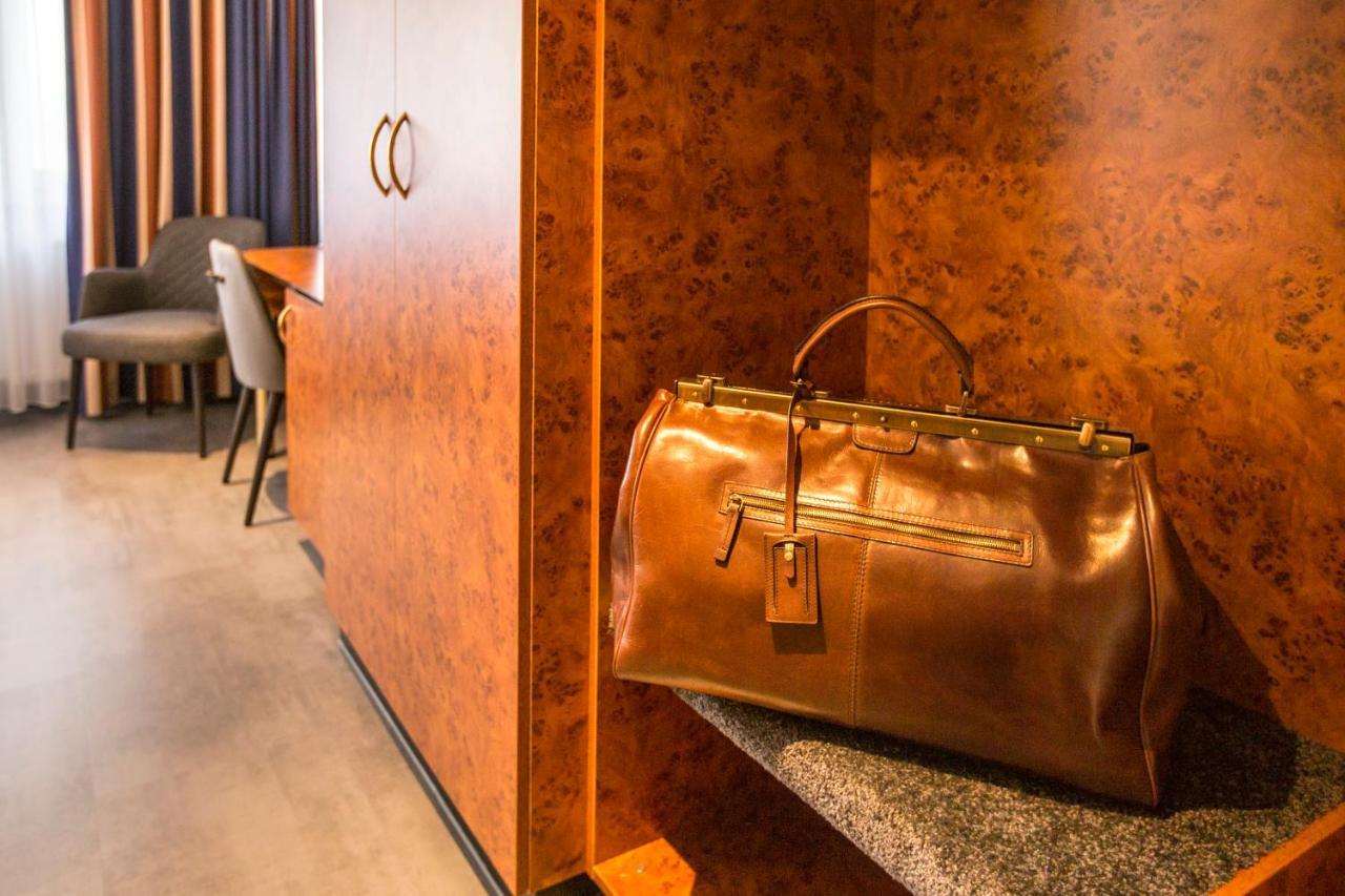 Bardolino Fine.Food.Hotel Nuremberg Exterior photo